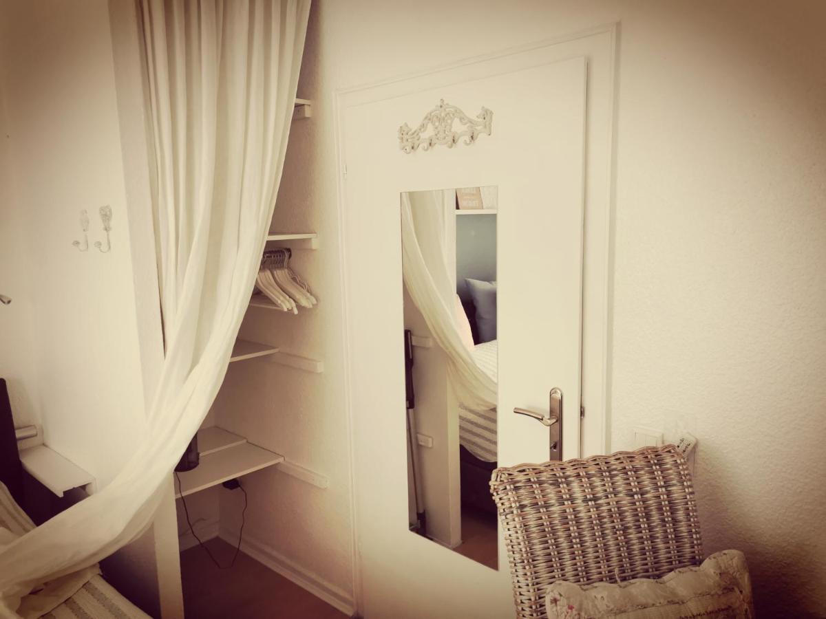"Maison Blanche" - Das Gemuetliche Garten-Apartment Zwischen Koeln Und Duesseldorf غرفنبرويش المظهر الخارجي الصورة