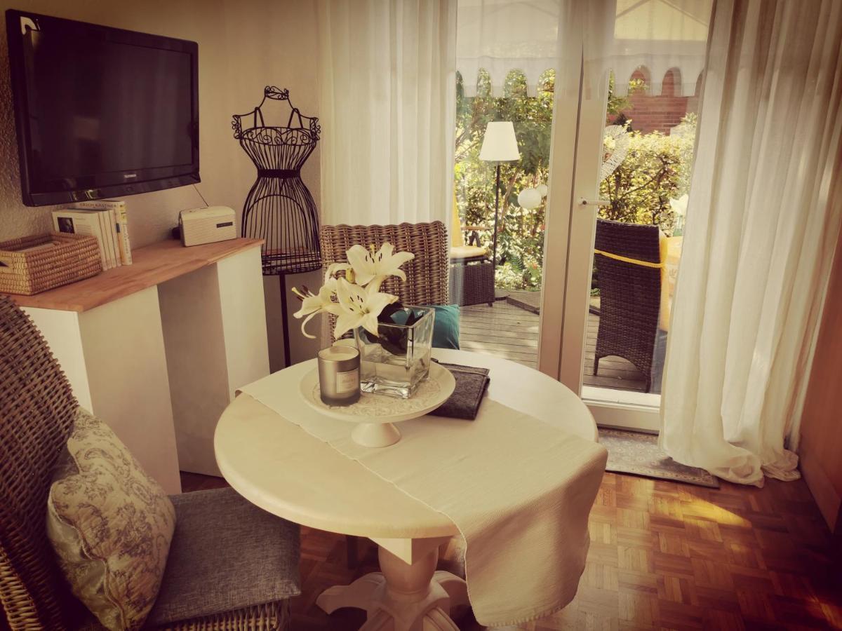 "Maison Blanche" - Das Gemuetliche Garten-Apartment Zwischen Koeln Und Duesseldorf غرفنبرويش المظهر الخارجي الصورة